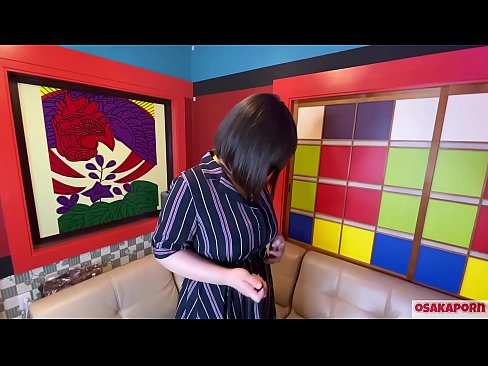 ❤️ Japansk sötnos med stora bröst onanerar med sexleksaker och får orgasm. Hon berättar i en intervju om sin knullupplevelse. Enorma bröst och hårig fitta som stönar högt. Osakaporn ☑ Pornvideo at us ❌